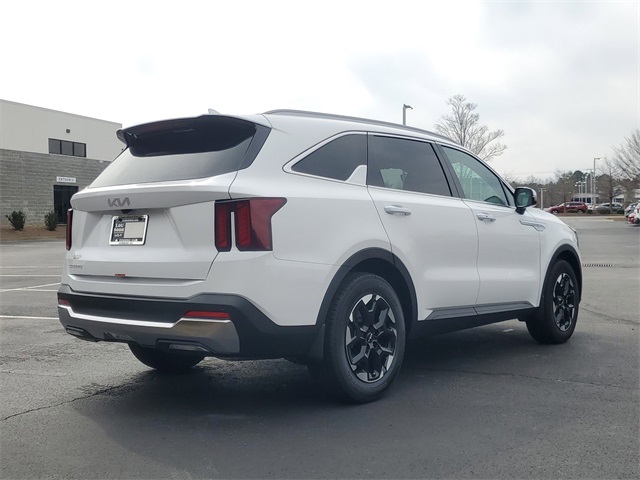 2025 Kia Sorento S photo 4