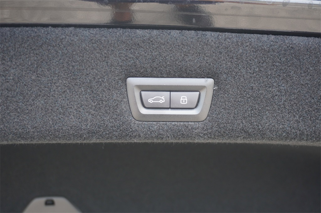 2025 Bmw 740i photo 21