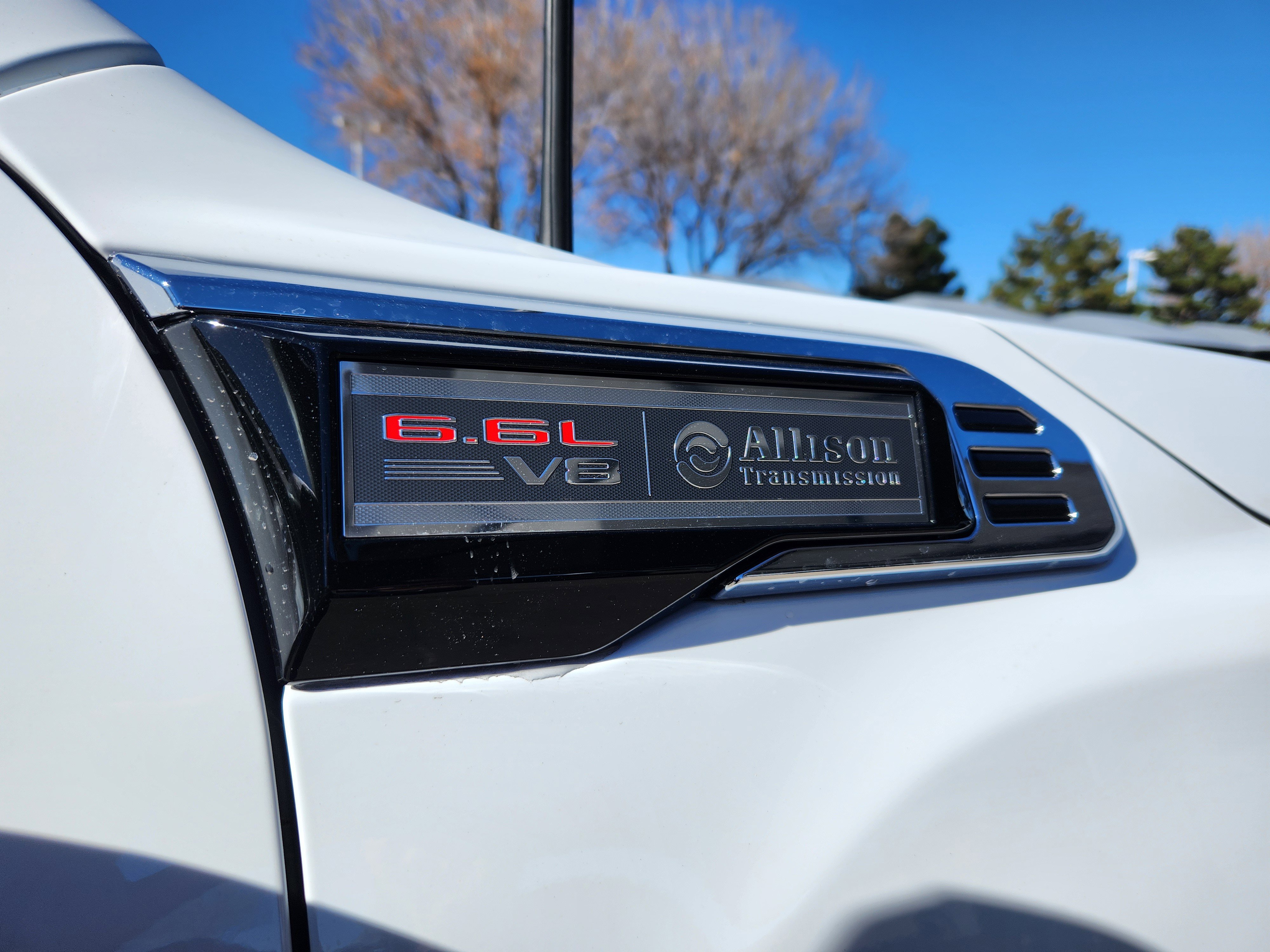 2026 Gmc Sierra 2500 HD Denali photo 3