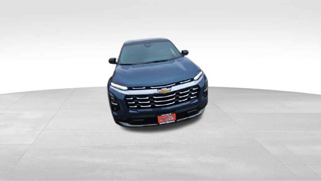 2026 Chevrolet Equinox LT photo 3