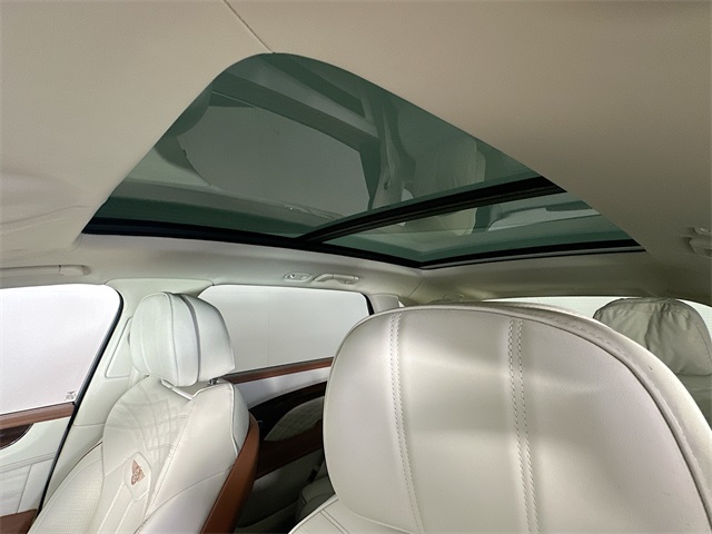 2023 Bentley Bentayga EWB Azure First Edition photo 20