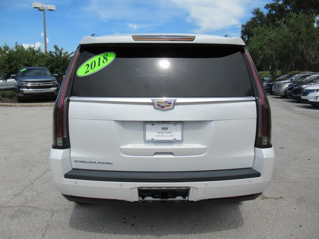 2018 Cadillac Escalade Base photo 4