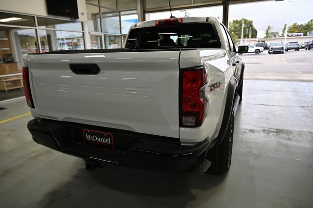 2026 Chevrolet Colorado Trail Boss photo 4