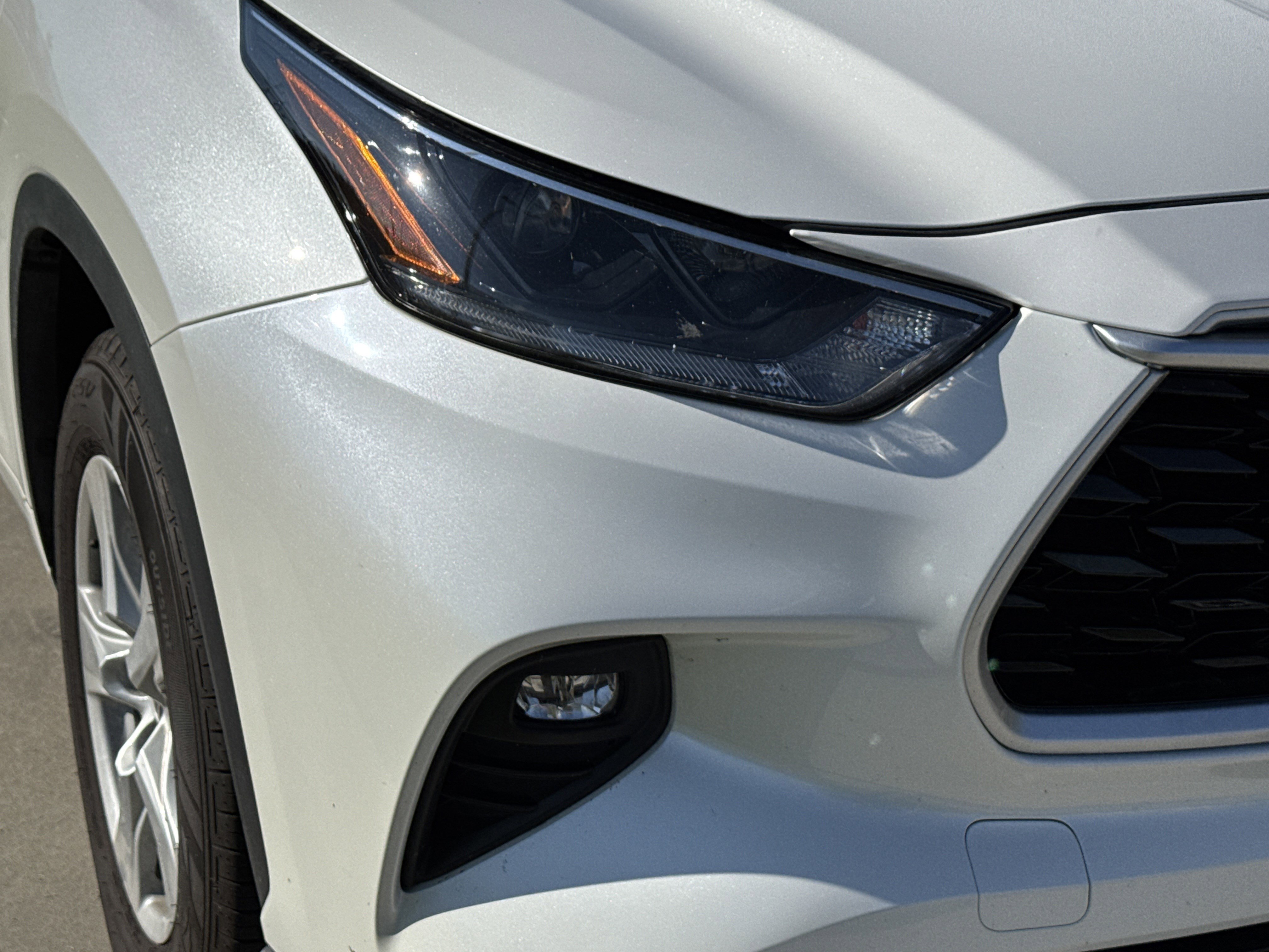2021 Toyota Highlander LE photo 3