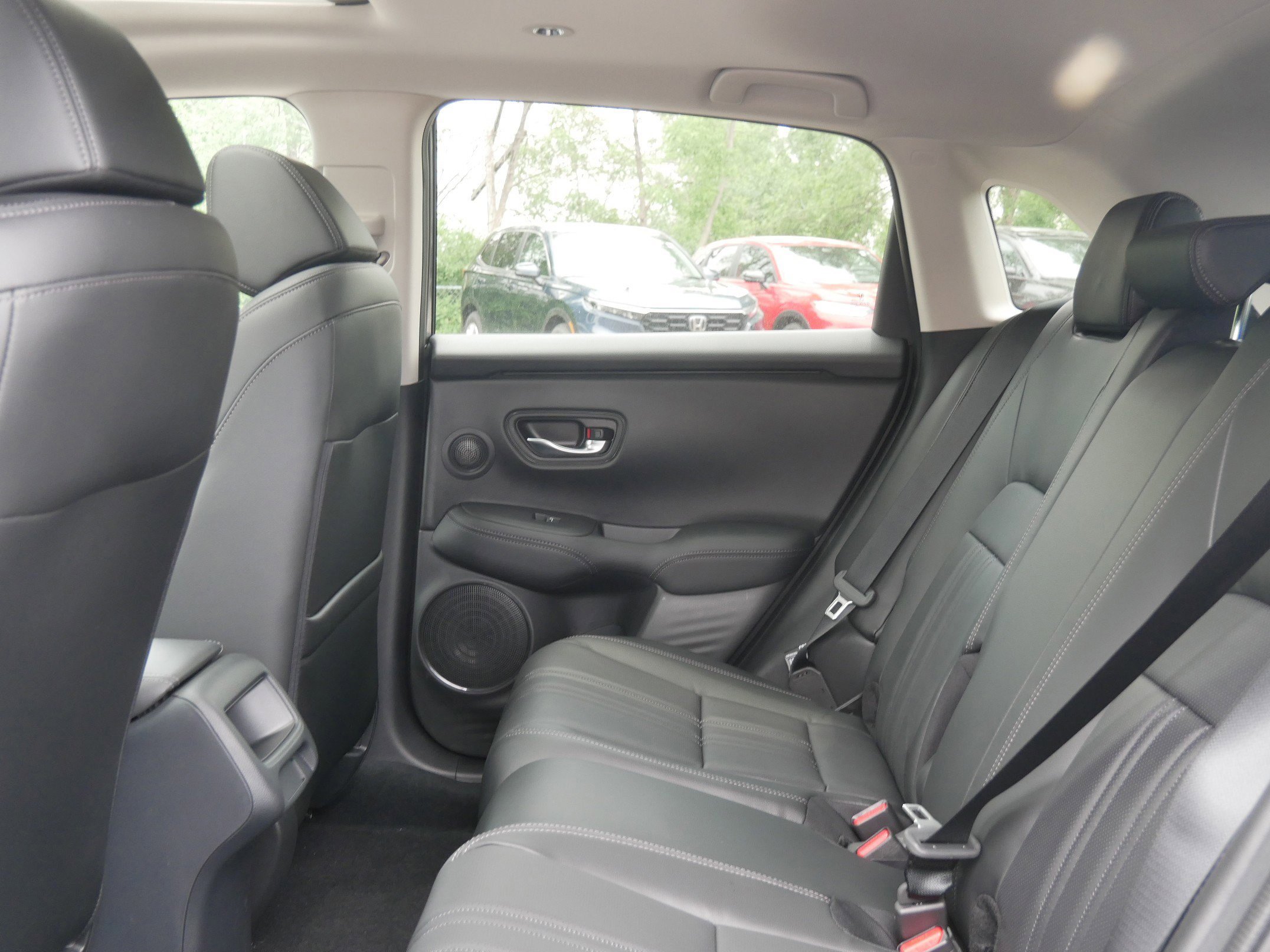 2026 Honda HR-V EX-L photo 9