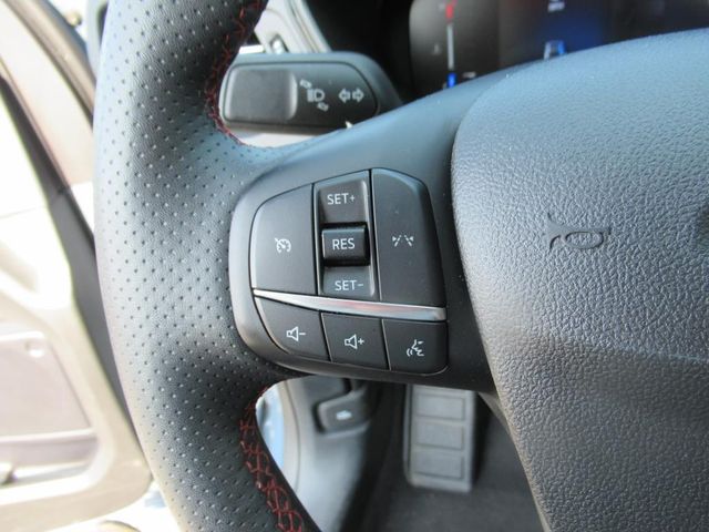 2024 Ford Escape ST-Line photo 19