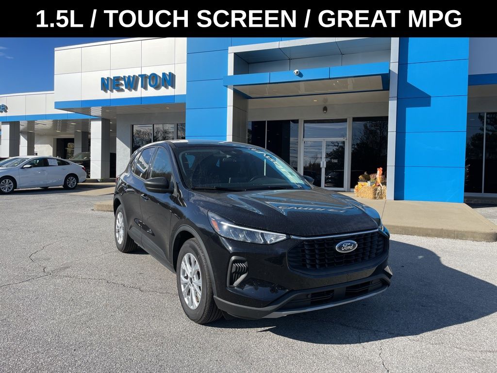 2025 Ford Escape Active's photo