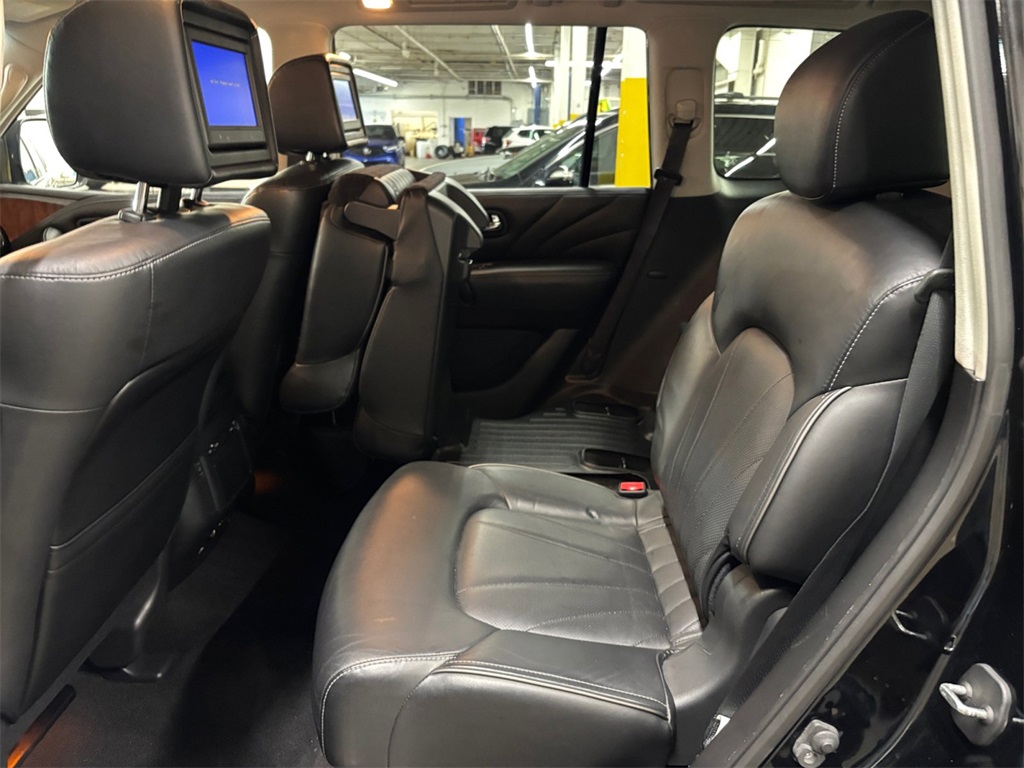 2016 Infiniti QX80 Base photo 10