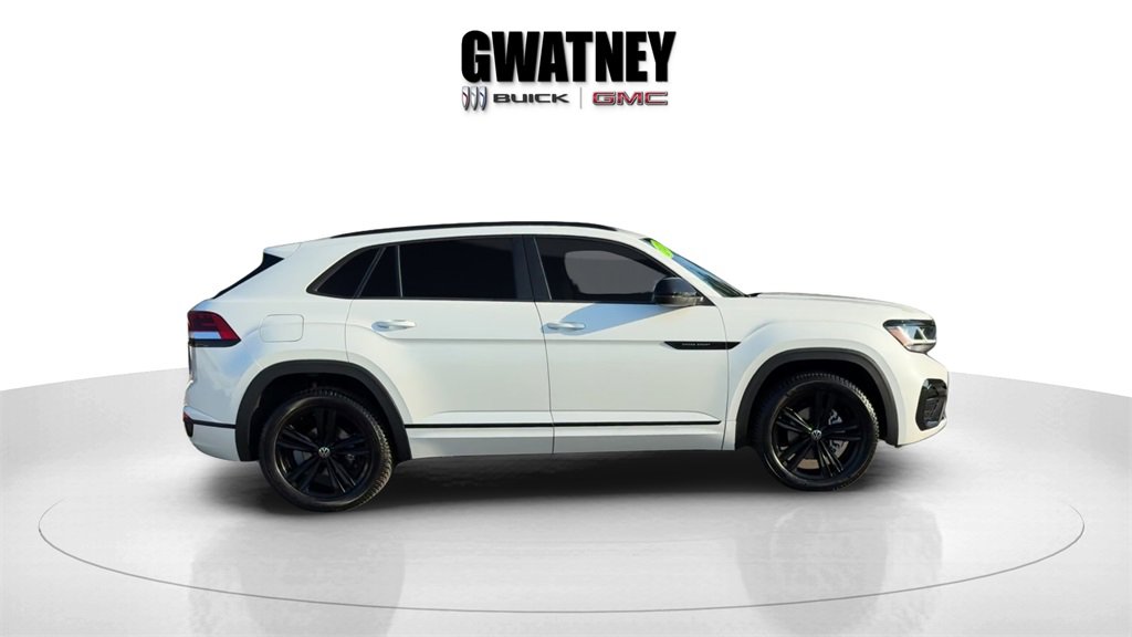 2023 Volkswagen Atlas Cross Sport SEL R-Line photo 5
