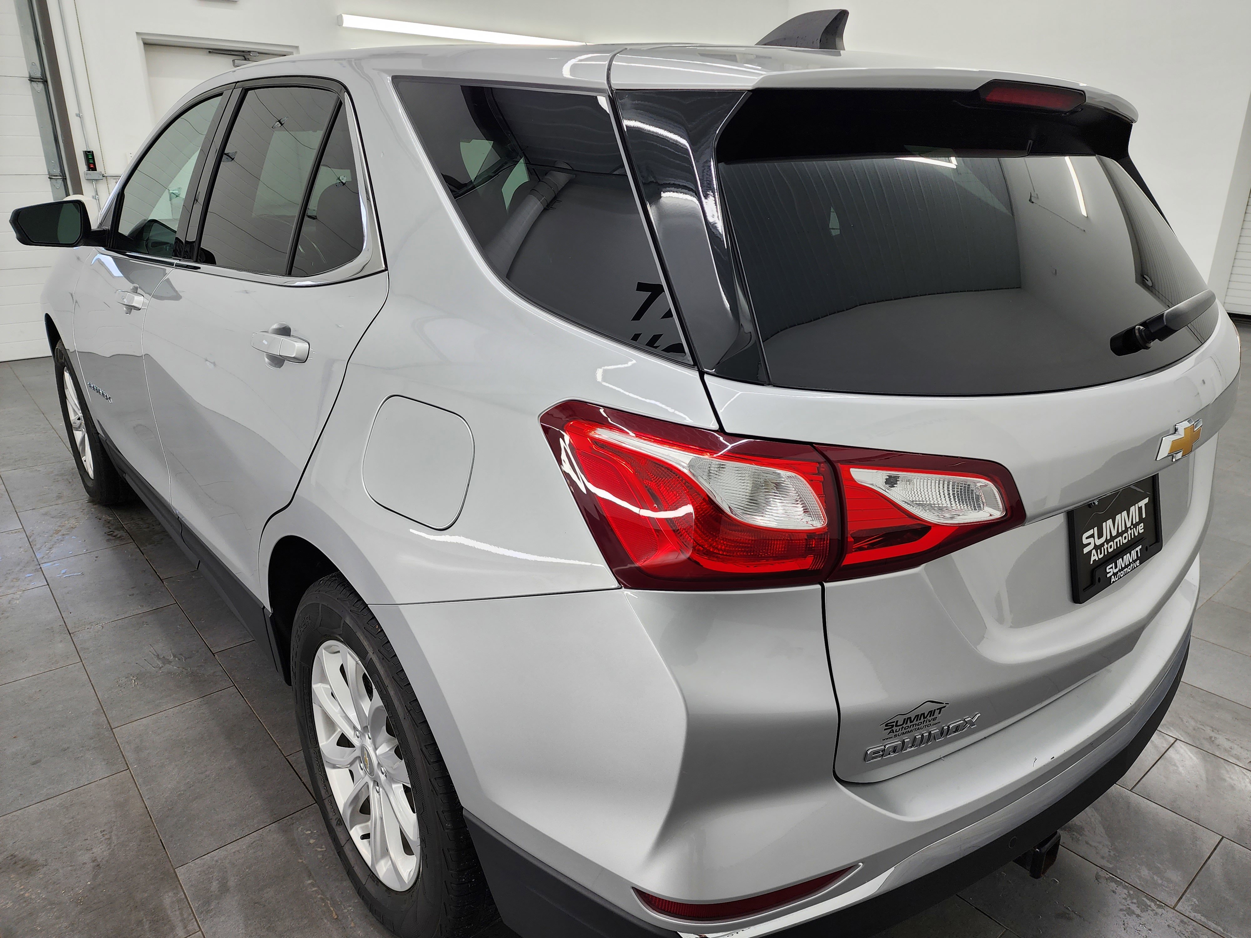 2020 Chevrolet Equinox LT photo 4