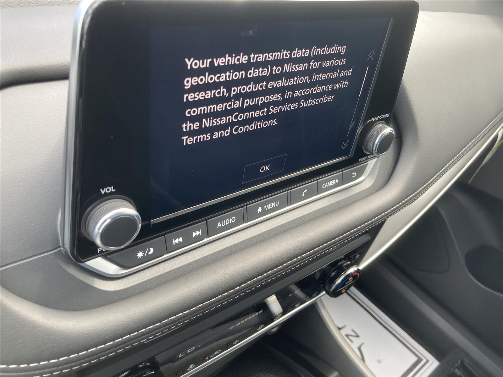 2026 Nissan Rogue SV photo 14
