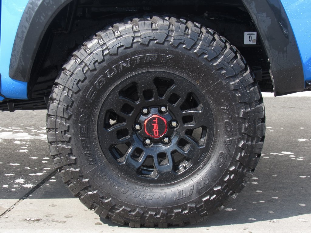 2019 Toyota Tacoma TRD Pro photo 35