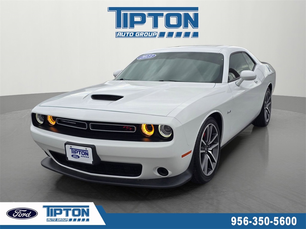 2023 Dodge Challenger R/T's photo