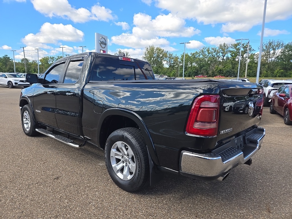 2019 Ram 1500 Laramie photo 4