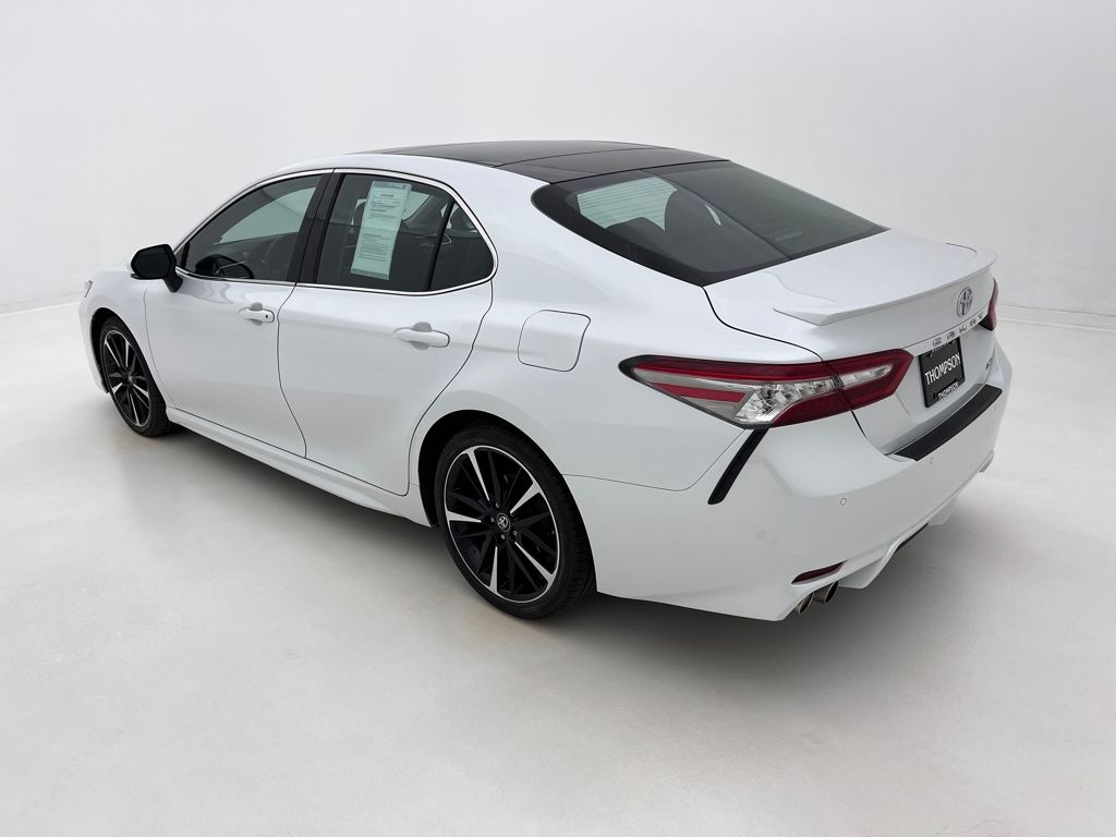 2018 Toyota Camry XSE photo 10