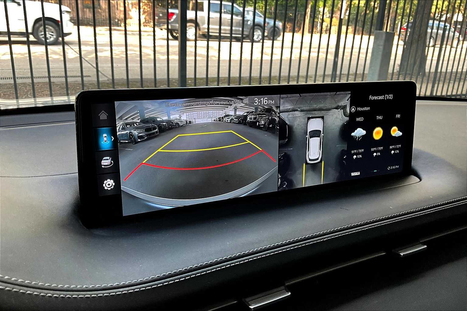 2023 Genesis GV70 Select Advanced 2.5T Sport Prestige photo 25