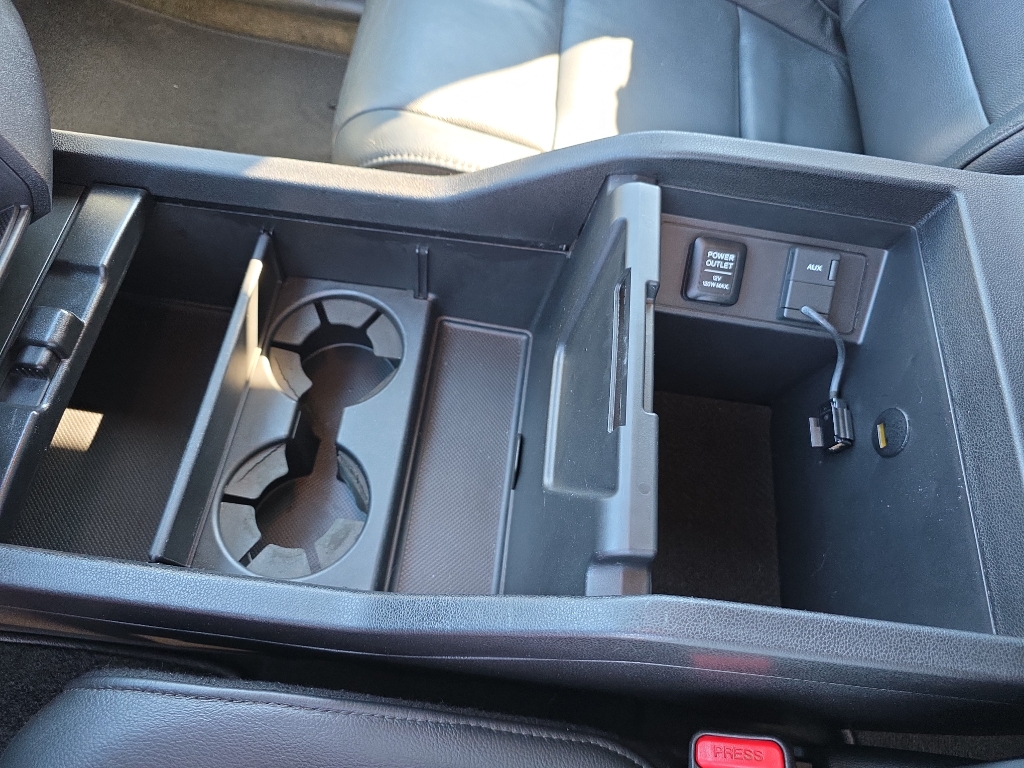 2015 Honda Pilot EX-L photo 25