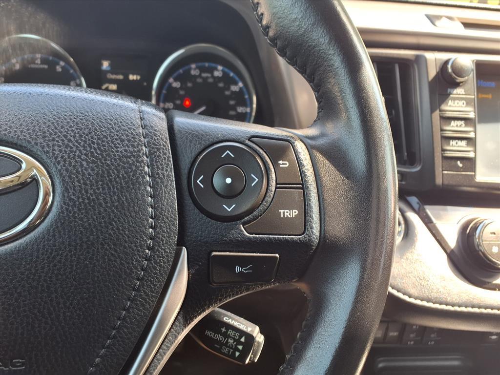 2018 Toyota RAV4 Limited photo 14