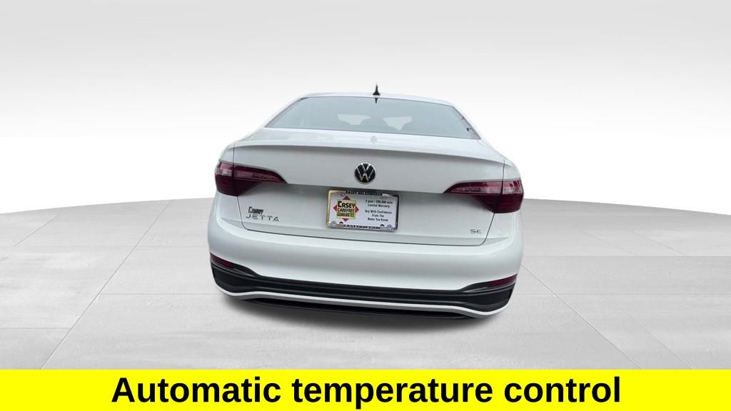 2024 Volkswagen Jetta 1.5T SE photo 10