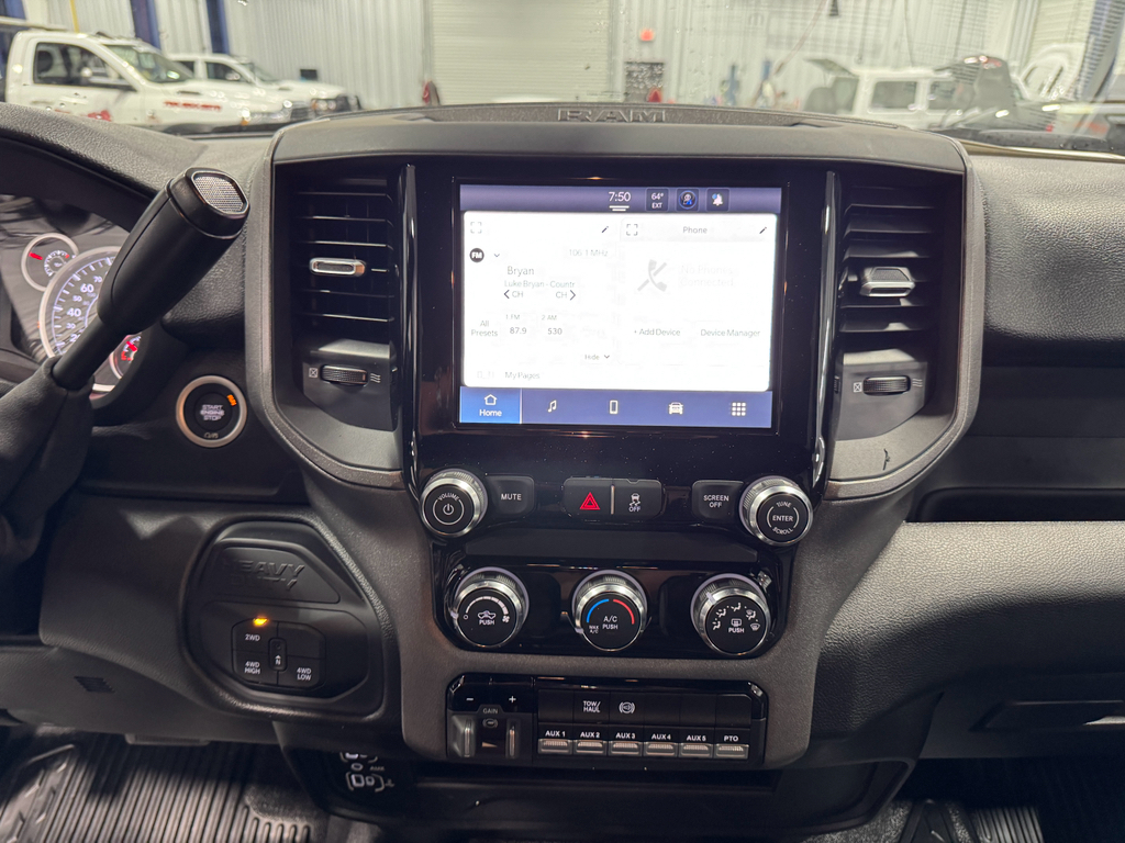 2025 Ram 4500 Tradesman photo 26
