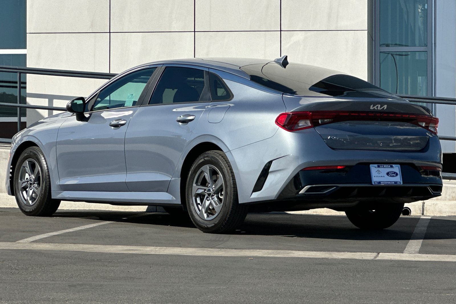 2022 Kia K5 LXS photo 5
