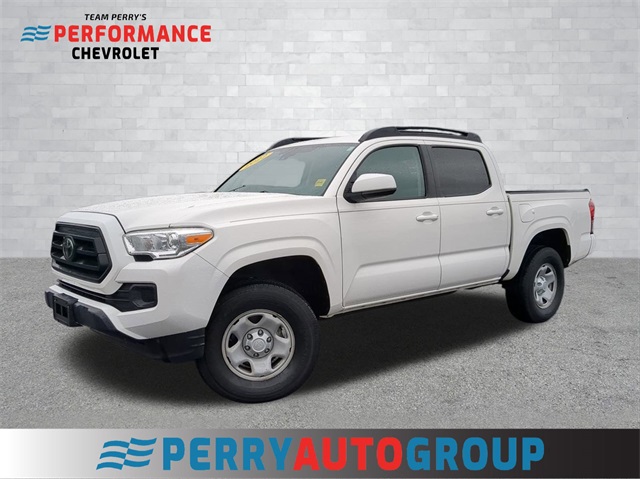 2022 Toyota Tacoma SR's photo