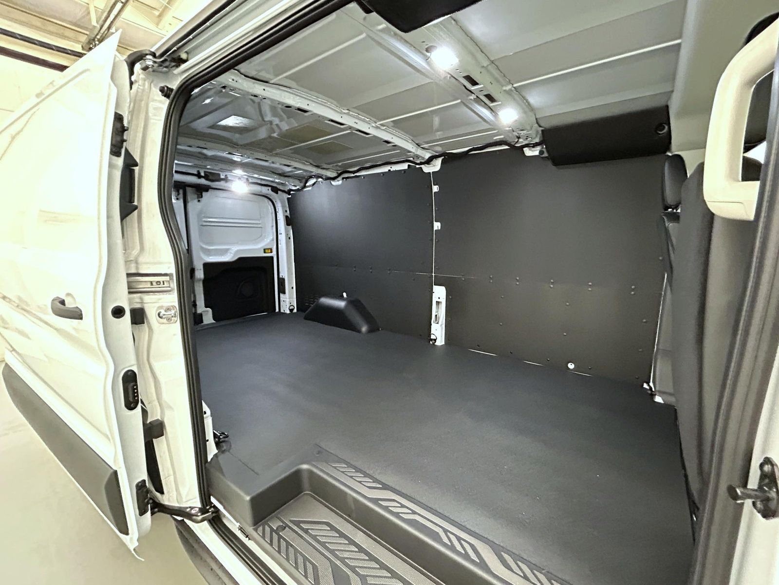 2025 Ford Transit photo 14