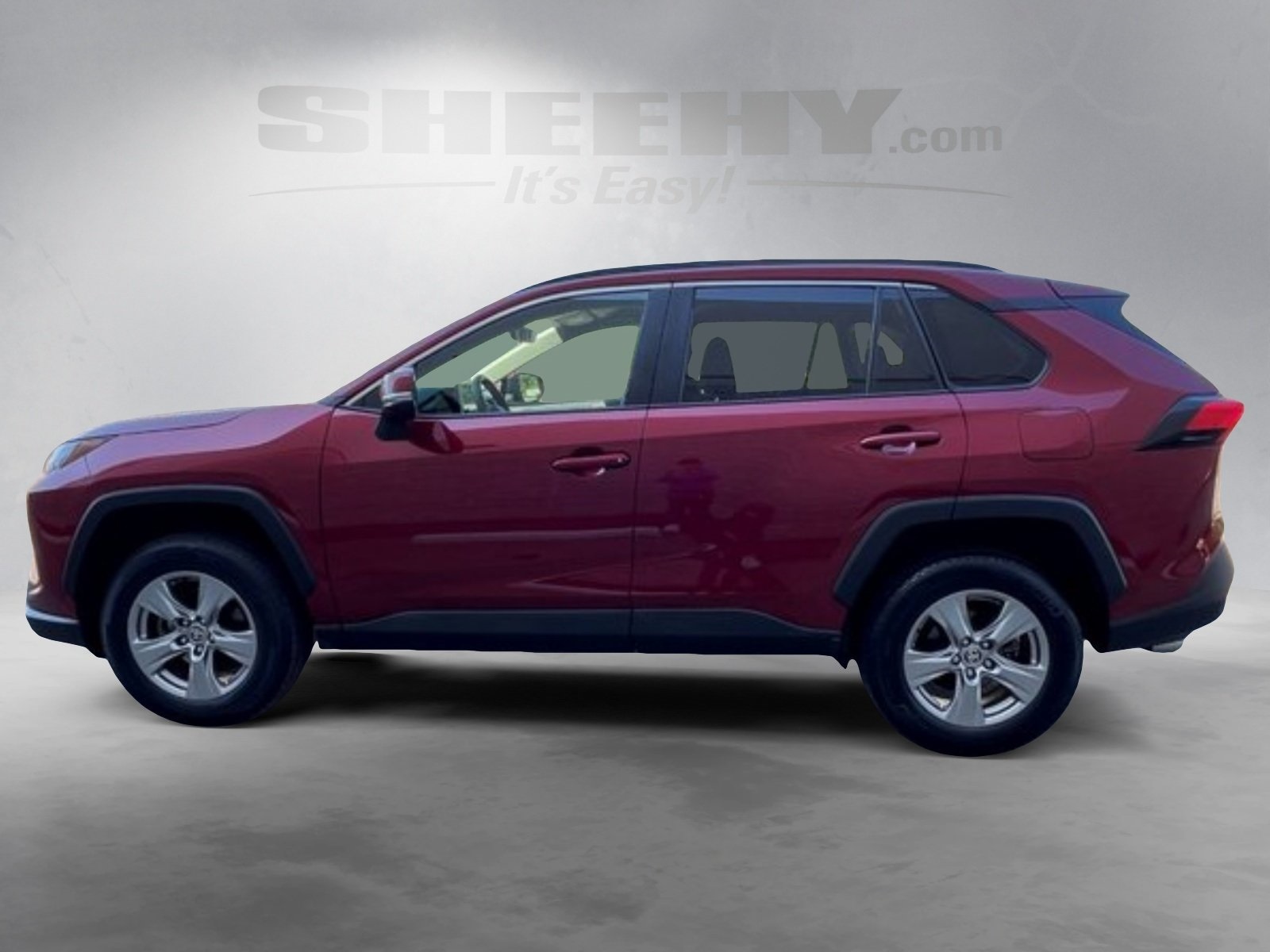 2023 Toyota RAV4 XLE photo 10