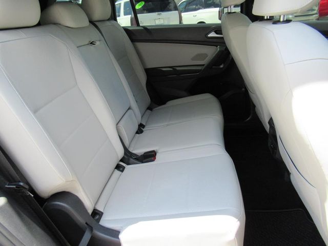 2021 Volkswagen Tiguan SE R-Line Black photo 27