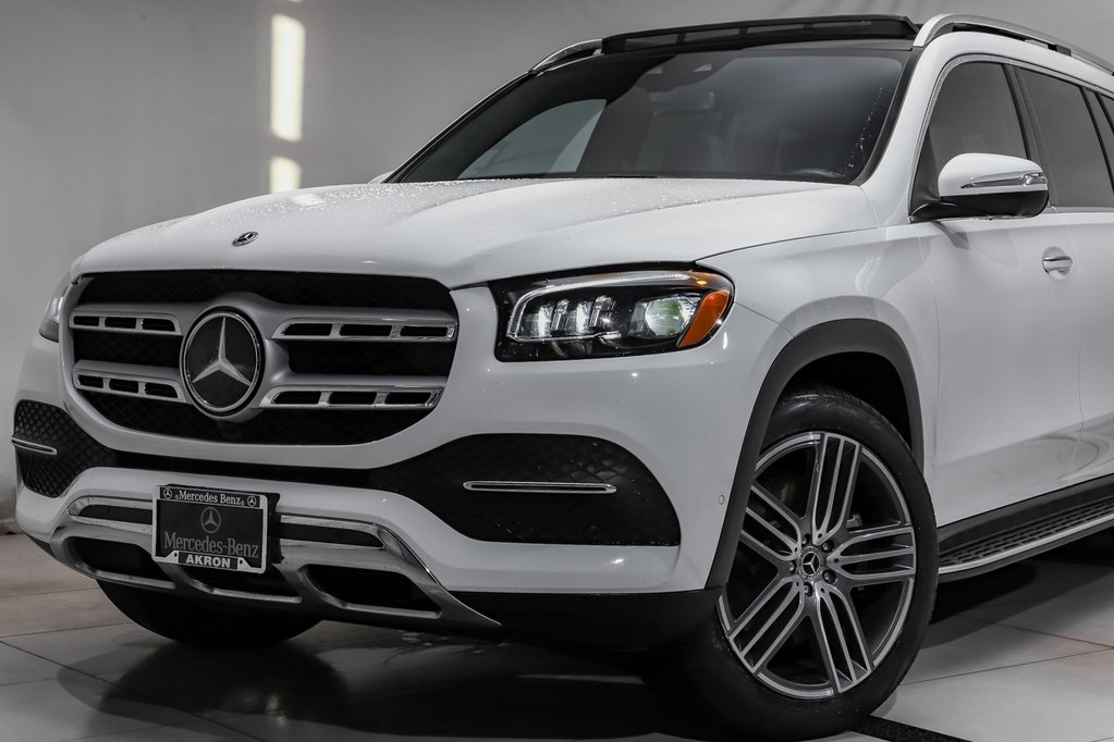 2023 Mercedes Benz GLS 450 4MATIC photo 2