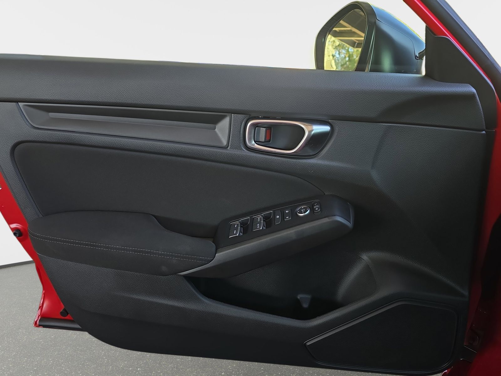 2025 Honda Civic Hatchback Sport photo 23