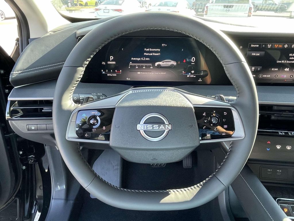 2025 Nissan Murano SV photo 14