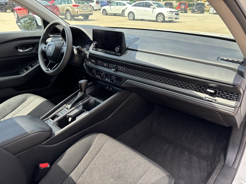 2024 Honda Accord EX photo 19