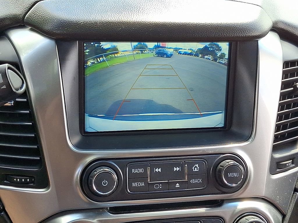 2019 Chevrolet Suburban Premier photo 17