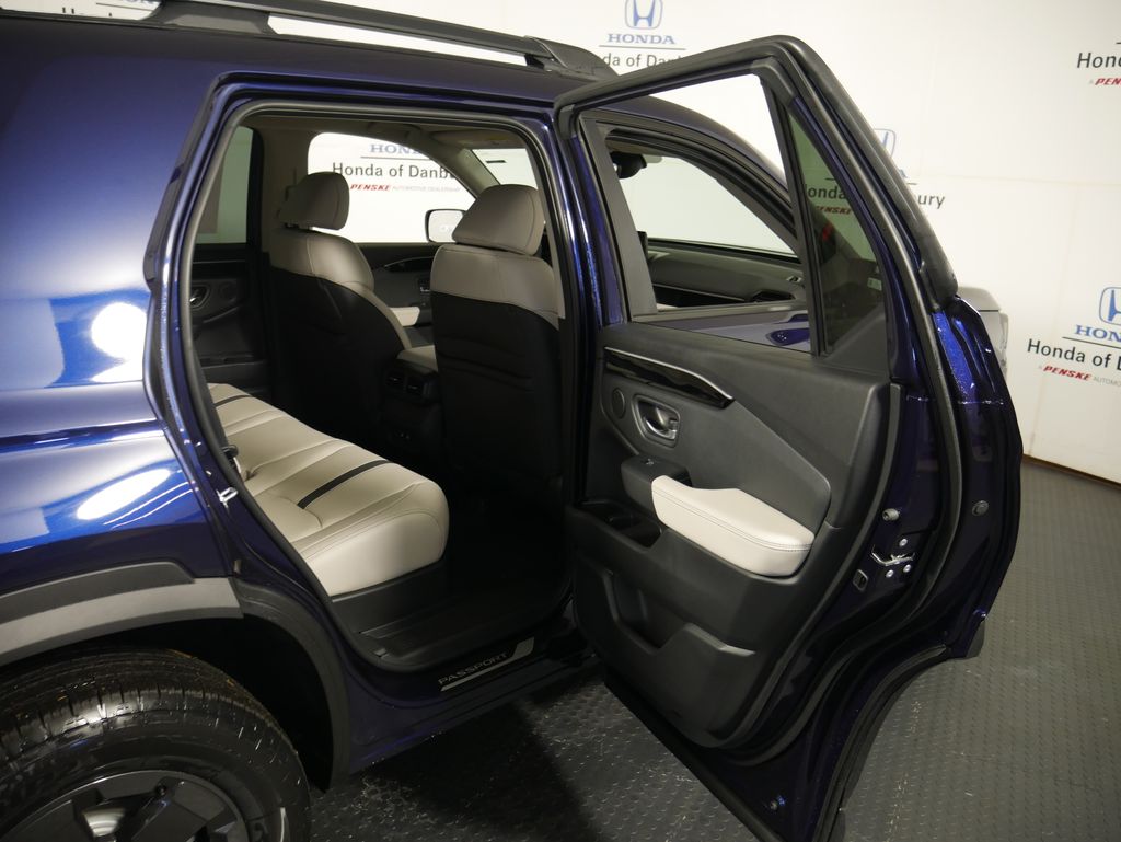 2026 Honda Passport photo 6