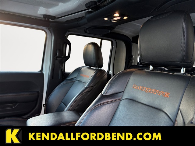 2021 Jeep Gladiator Mojave photo 3