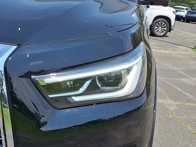 2023 Infiniti QX80 Sensory photo 9