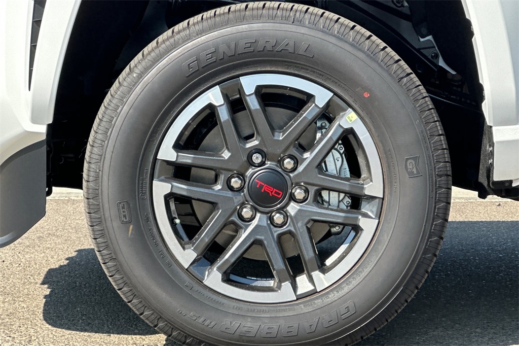 2025 Toyota Tacoma TRD Sport 4x4 Double Cab photo 22