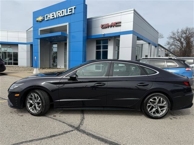 2023 Hyundai Sonata SEL photo 3