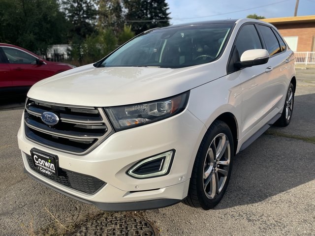 2015 Ford Edge Sport photo 4