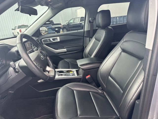2022 Ford Explorer XLT photo 8