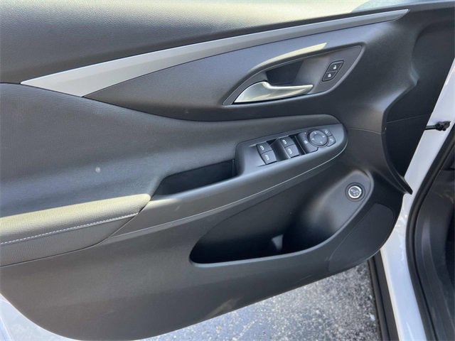 2025 Buick Envista Preferred photo 11