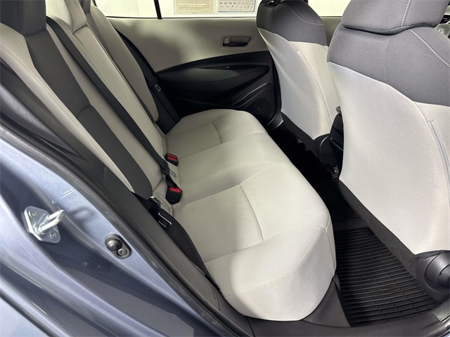 2022 Toyota Corolla LE photo 9