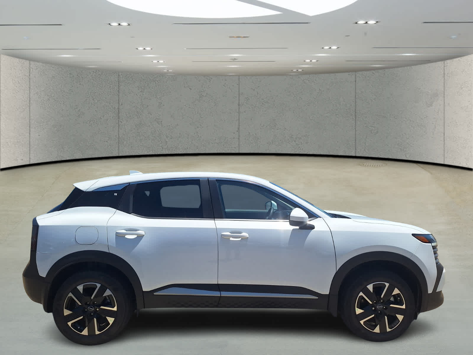 2025 Nissan Kicks SV photo 6