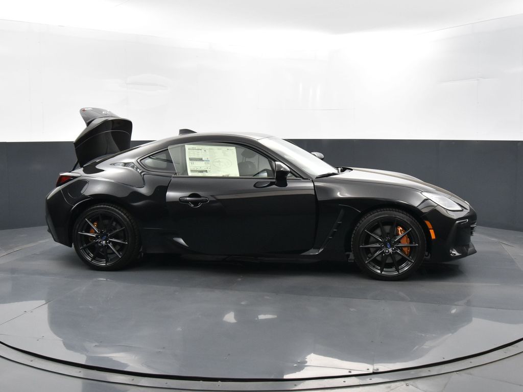 2025 Subaru BRZ tS photo 32