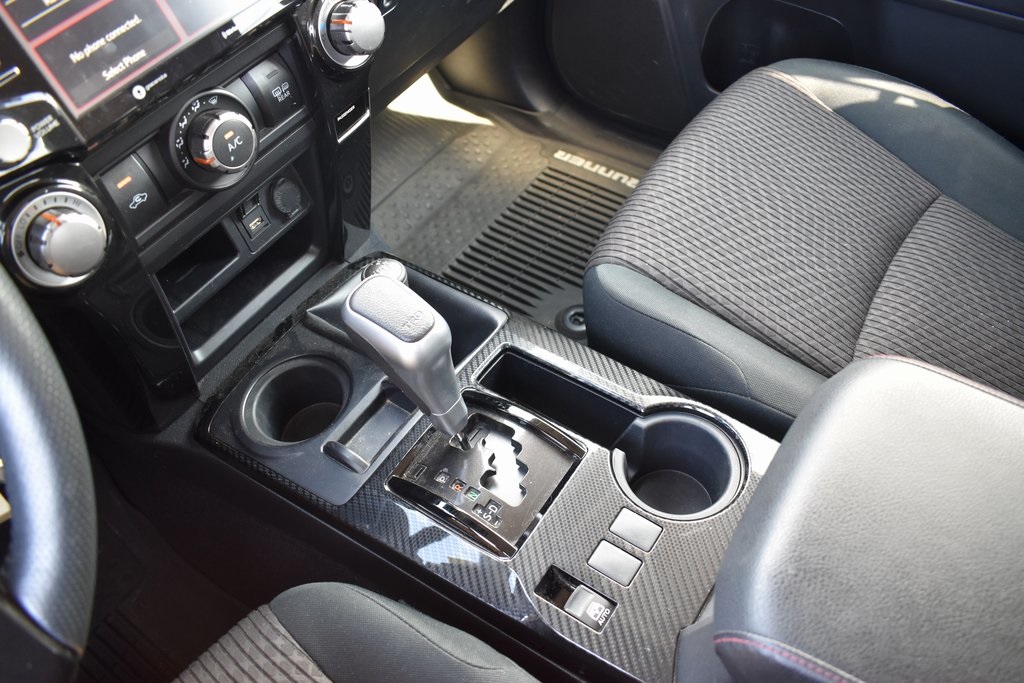 2020 Toyota 4Runner TRD Off-Road photo 13