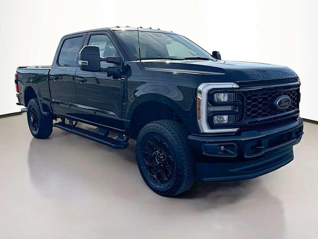 2026 Ford F-350 Lariat photo 2
