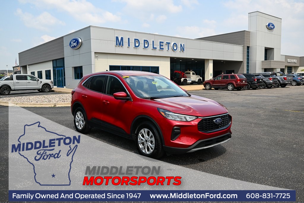 2023 Ford Escape Active photo 2