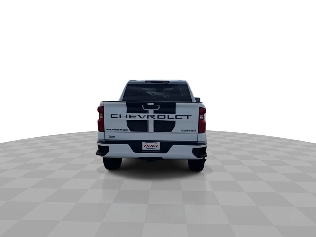 2025 Chevrolet Silverado 1500 Custom photo 7