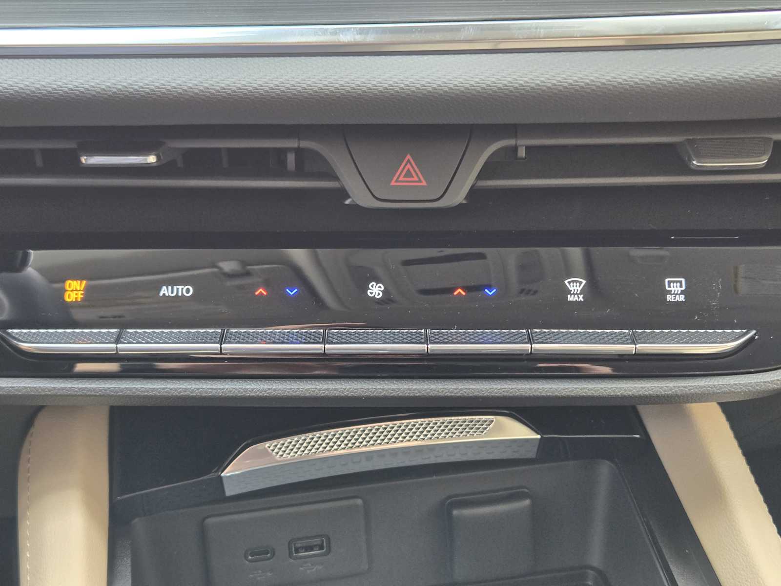 2025 Buick Envision Preferred photo 13